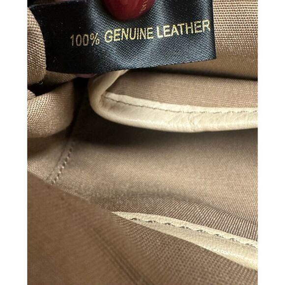 Etienne Aigner Light Yellow Leather Shoulder Bag Purse - Picture 12 of 15